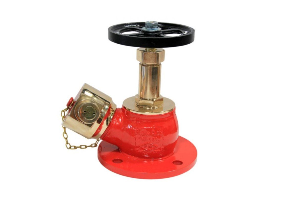 Oblique/Bib Nose Landing Valves